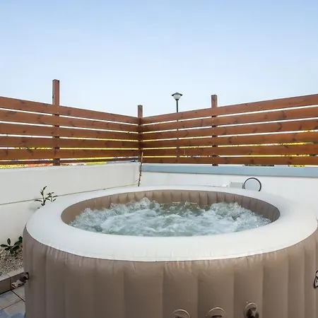 Apartment Megat Jacuzzi Seaside